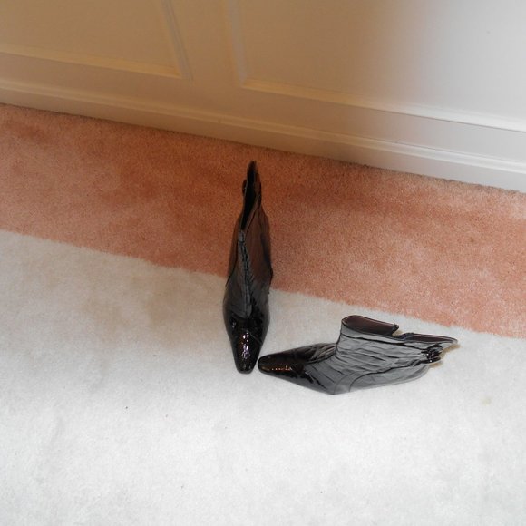 Black Patent Boots - Picture 6 of 7